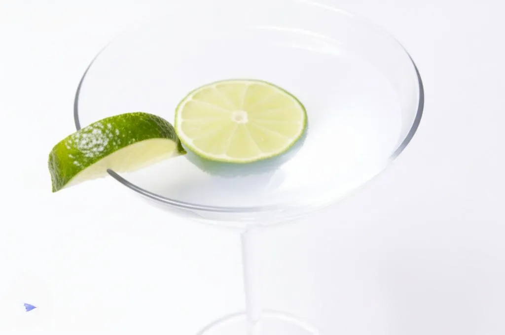 #PartyCocktails
#HomemadeDaiquiri
#RefreshingRumDrink